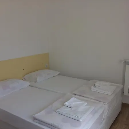 Milagro Apartment *