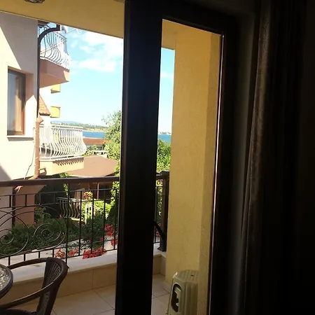 Milagro Apartment *
